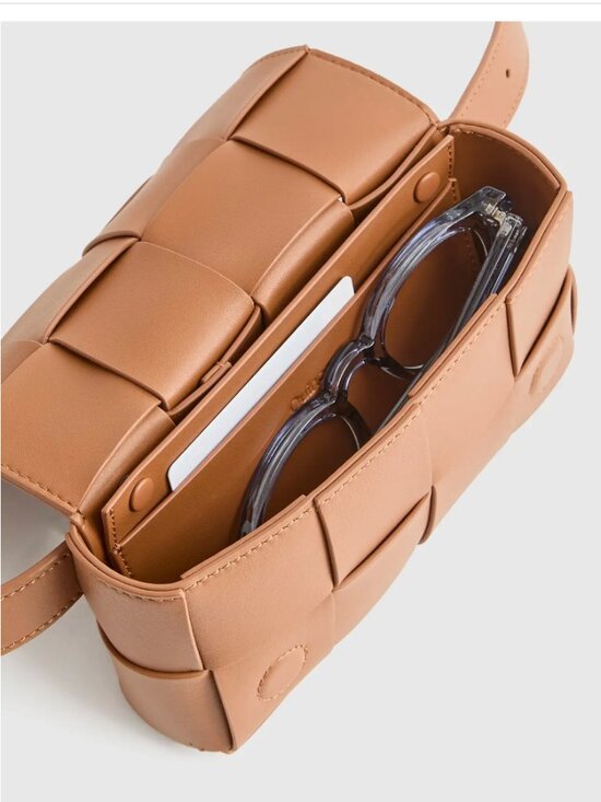 Quince Handbags - NWT Quince Italian Leather Handwoven Box Belt Bag Cognac